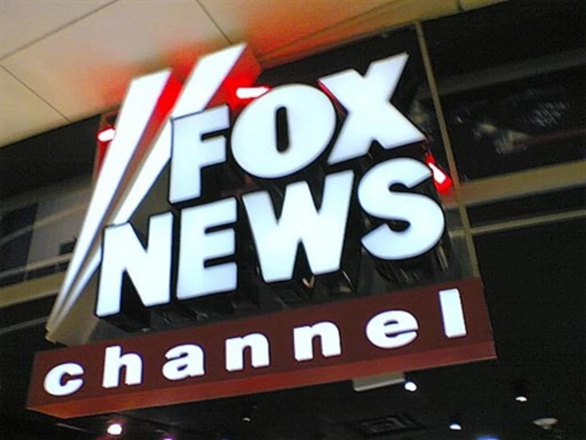 Fox News Britaniyada yayımını dayandırır