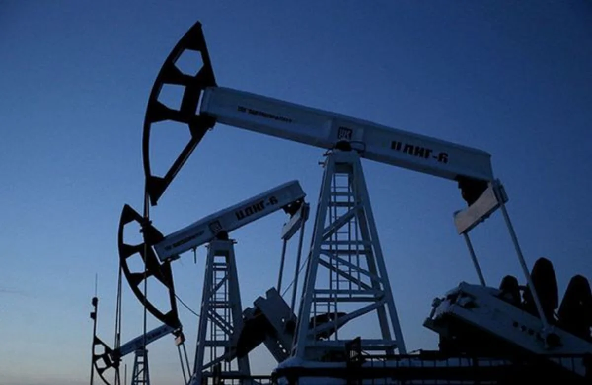 Azərbaycan nefti ucuzlaşıb