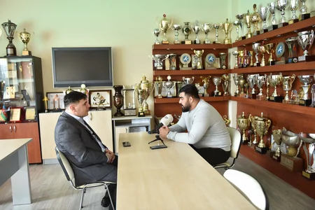 Azərbaycan millisinin baş məşqçisi: Çimərlik güləşində ilk addımı yaxşı atmışıq