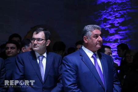 Azərbaycanın tarixi qəhrəmanları gənclərin gözü ilə sərgisinin təqdimat mərasimi keçirilib - FOTO