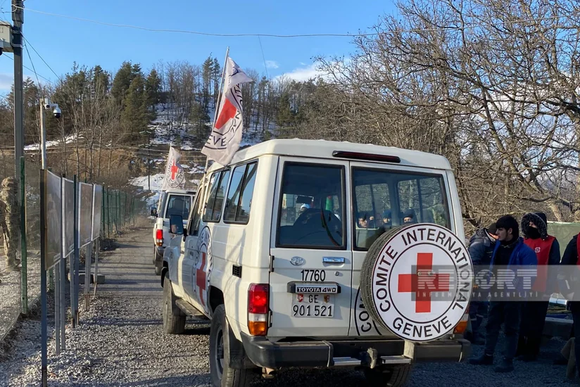 По дороге Ханкенди-Лачын беспрепятственно проехали десять автомобилей МККК