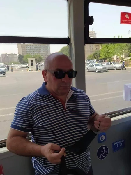 Bakıda ictimai nəqliyyatda qaydalara əməl etməyən sərnişinlər cərimələndi
