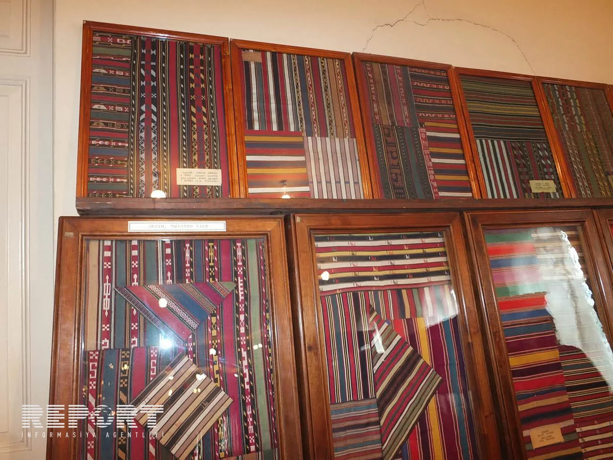 Tbilisidə beynəlxalq elmi konfransda Azərbaycan ipəyi ilə bağlı geniş məlumat verilib