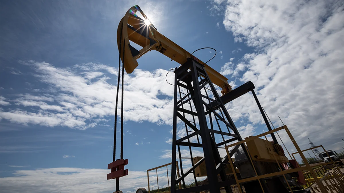 Крупнейший в мире однопоточный НПЗ в Нигерии выдал первые нефтепродукты