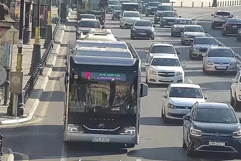 Bakının bir sıra yollarında tıxac müşahidə olunur