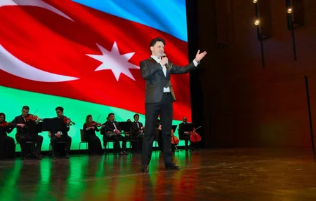Azərbaycan Həmkarlar İttifaqları Konfederasiyası Sən elə bir zirvəsən adlı tədbir təşkil edib