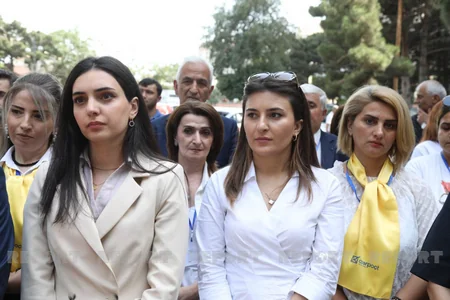 “Azərpoçt”un yenilənmiş Abşeron filialının açılışı olub