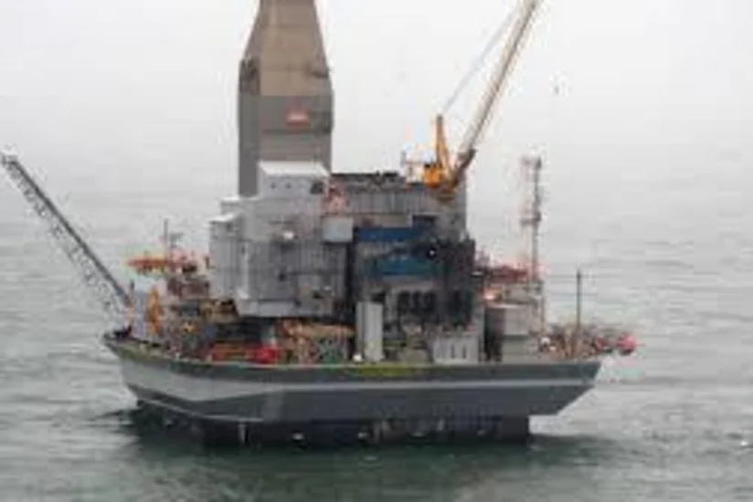 ExxonMobil хочет использовать суда под иностранным флагом для работы на шельфе РФ