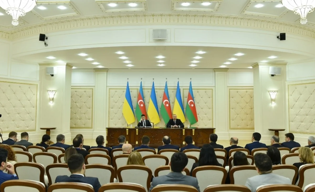 Prezident: Şərq-Qərb və Şimal-Cənub nəqliyyat dəhlizləri beynəlxalq əməkdaşlıq üçün yeni imkanlar açır