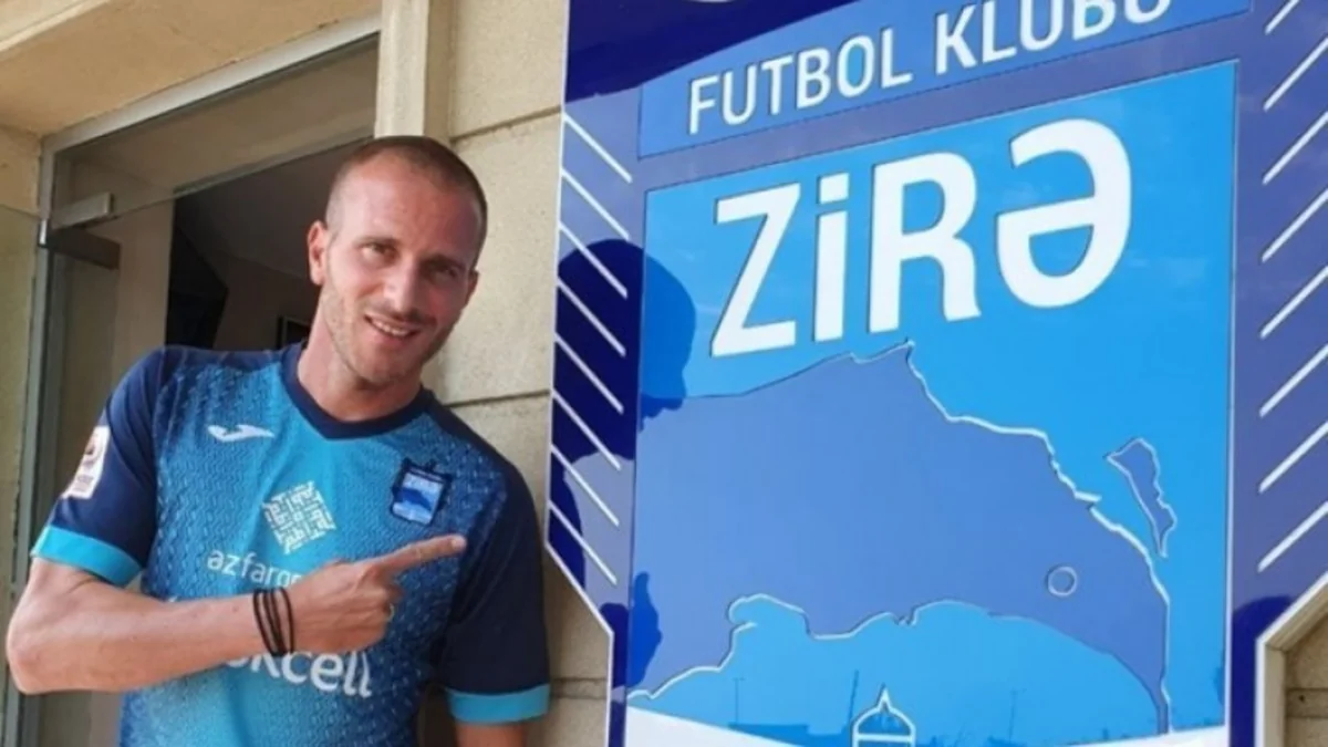Yunanıstanlı futbolçu: Azərbaycanda olduqca yaxşı bir komanda var