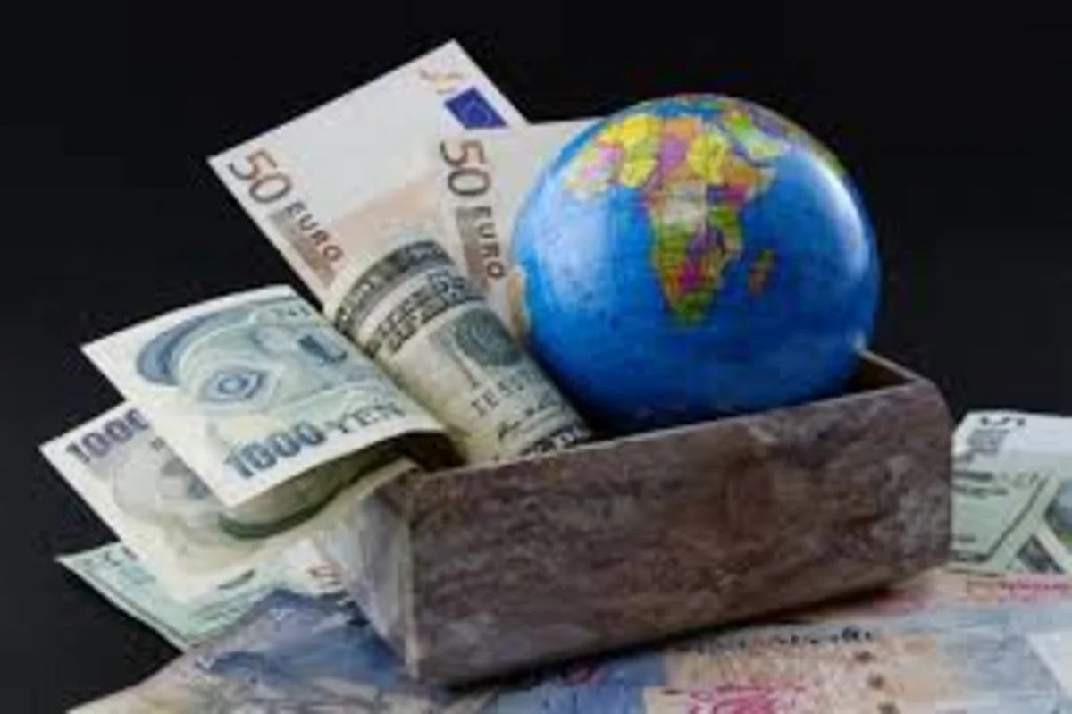 МВФ: Мировая экономика ослабла и крайне уязвима