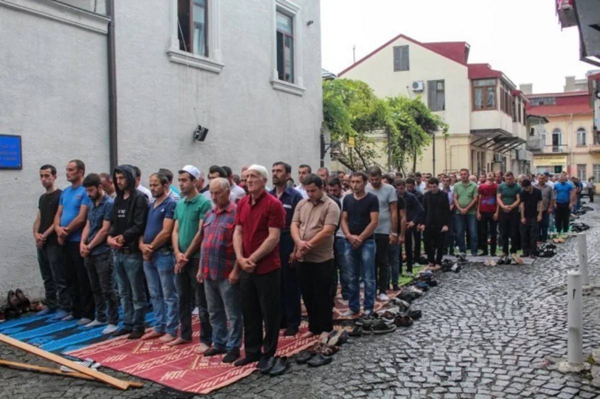 Gürcüstanda yeni məscidin tikintisi ilə bağlı məsələnin həlli yenidən uzadılıb