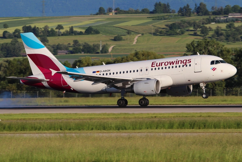В Германии отменили почти 120 авиарейсов из-за забастовки пилотов Eurowings