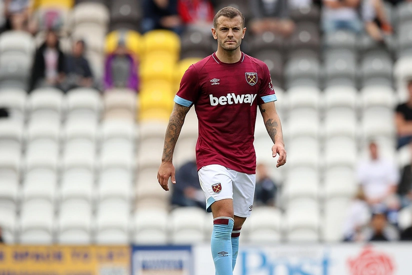 Futbolçu ölən babası ilə koronavirusa görə vidalaşa bilmədi