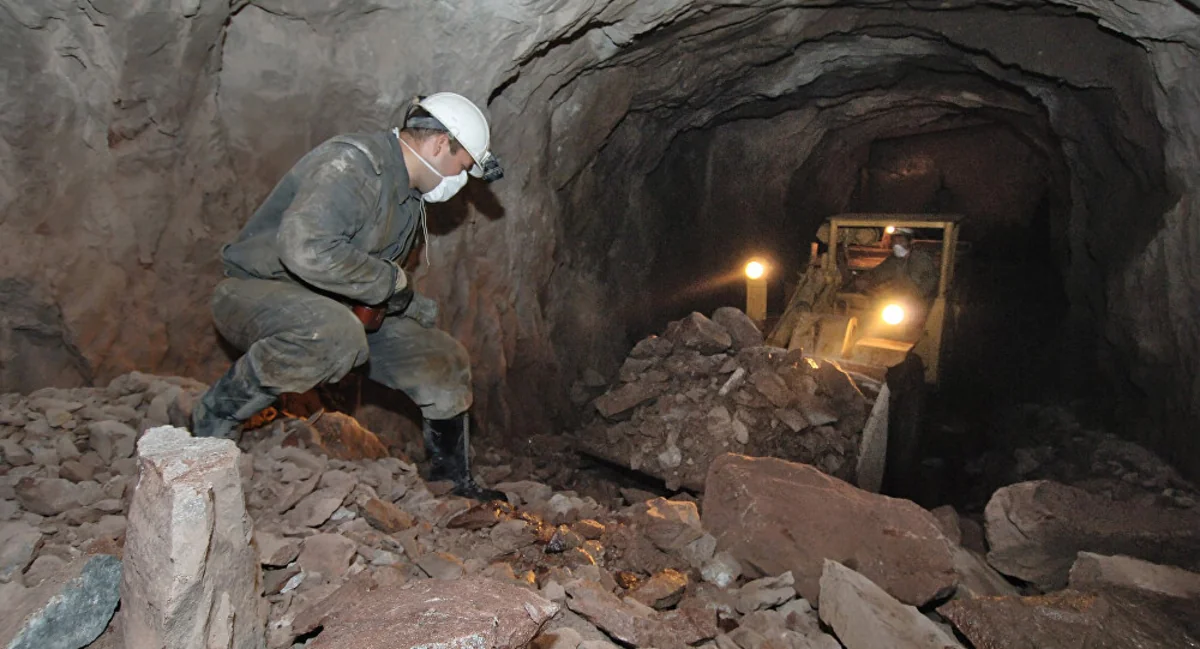Gürcüstanda şaxtada qəza olub: ölən var