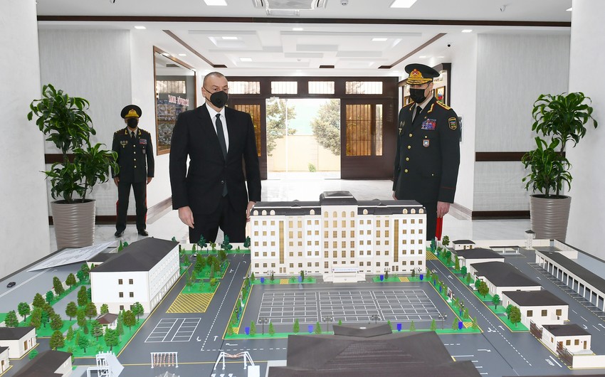 İlham Əliyev Daxili Qoşunların yeni hərbi hissəsinin açılışında iştirak edib - YENİLƏNİB