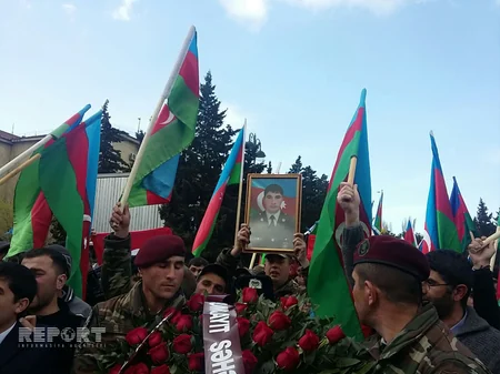 Azərbaycan ordusunun şəhid polkovniki və onun əsgəri Şəhidlər Xiyabanında dəfn edilib - FOTO - YENİLƏNİB