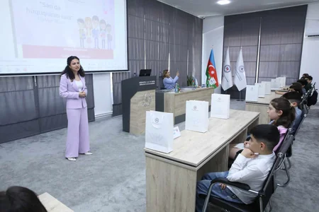 Azərbaycan Həmkarlar İttifaqları Konfederasiyası uşaqlar üçün master-klass təşkil edib