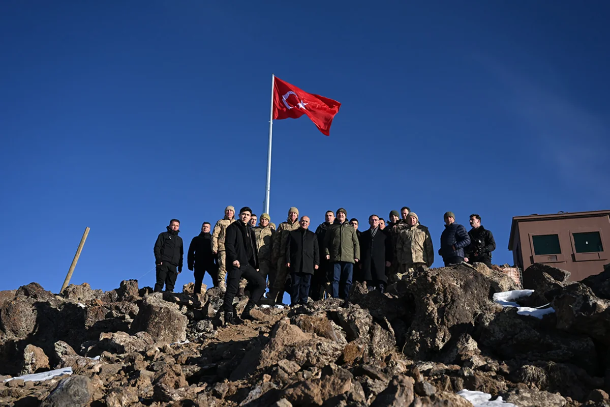 Türkiyə DİN başçısı İranla sərhədə gedib
