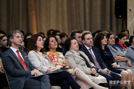 Bakıda “Azərbaycan qadınına seçki hüququ verilməsinin 100 illiyi” münasibətilə tədbir keçirilib