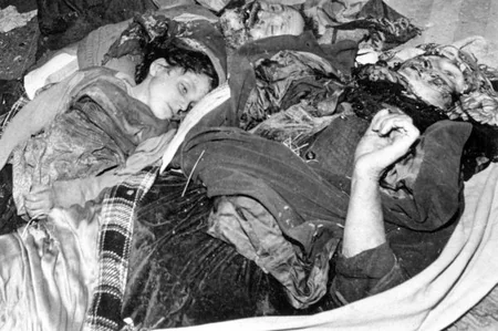 Xocalıda girov götürülən azərbaycanlı qadın: Ermənilər uşağın başını kəsib anasına verdilər