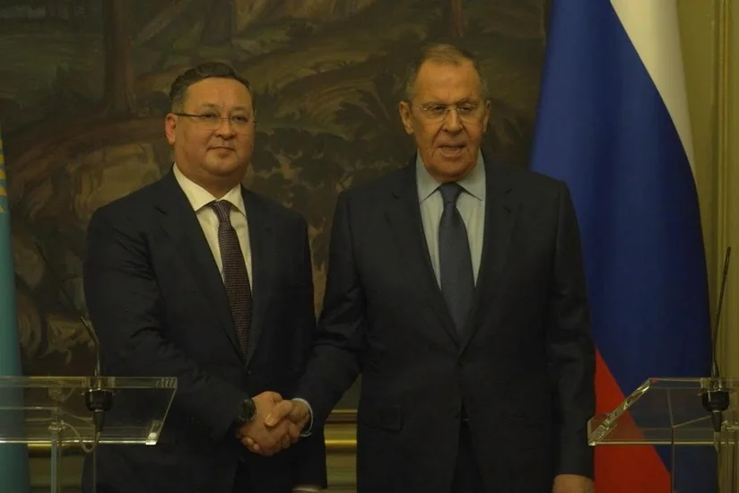 Lavrov qazaxıstanlı həmkarı ilə Xəzər dənizində əməkdaşlığı müzakirə edib