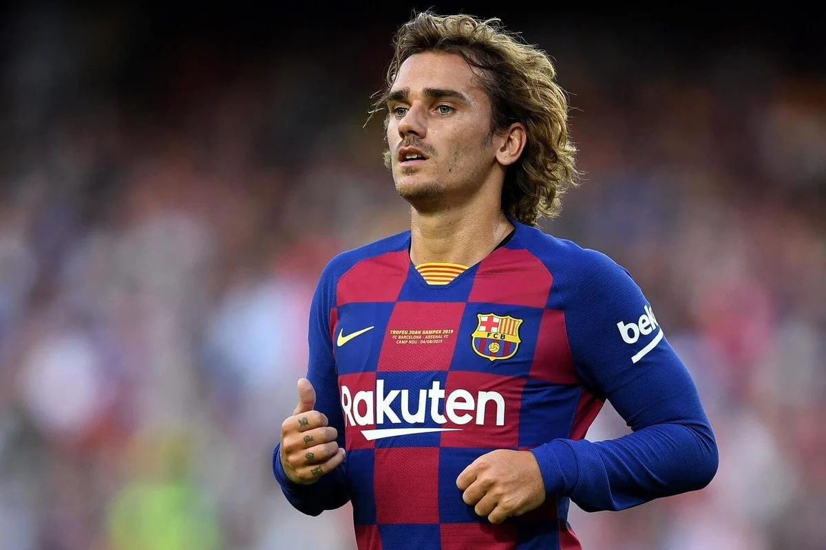 Barselona maliyyə problemləri səbəbindən Qrizmannı satır