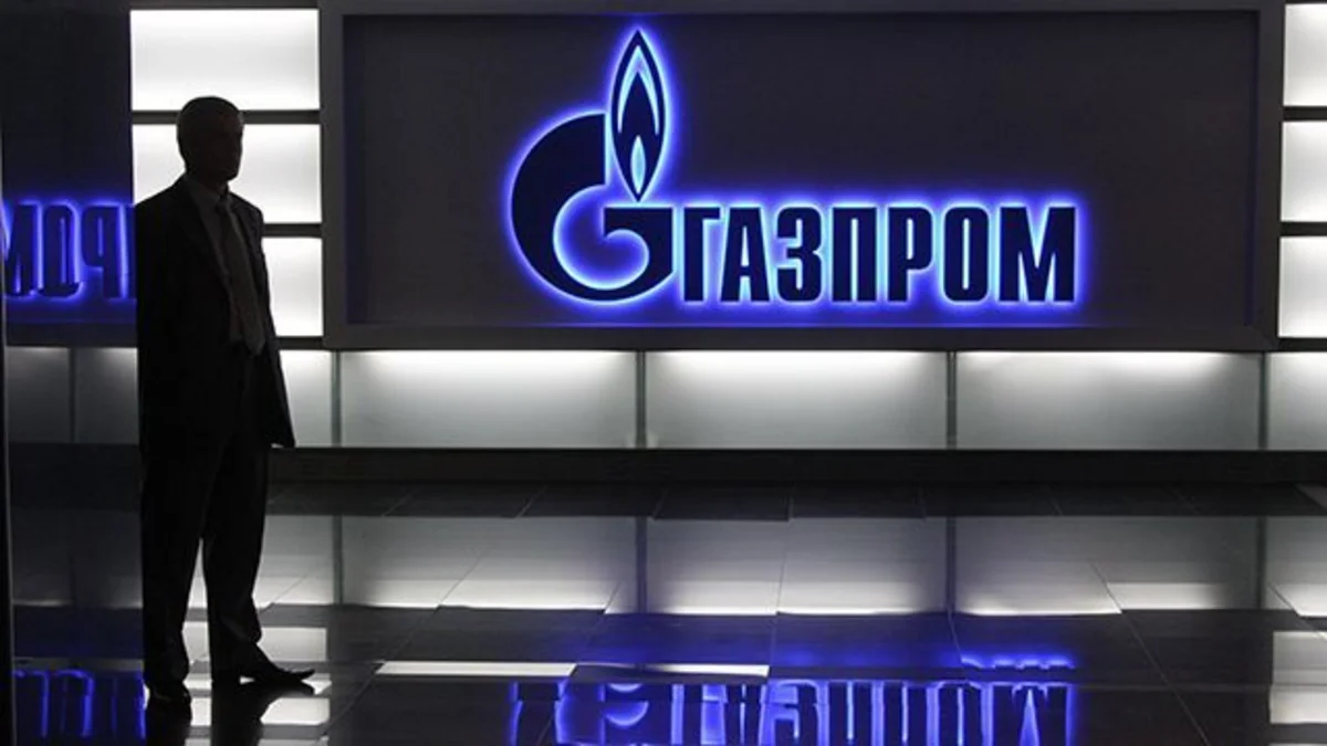 “Qazprom”un mənfəəti 17% azalıb