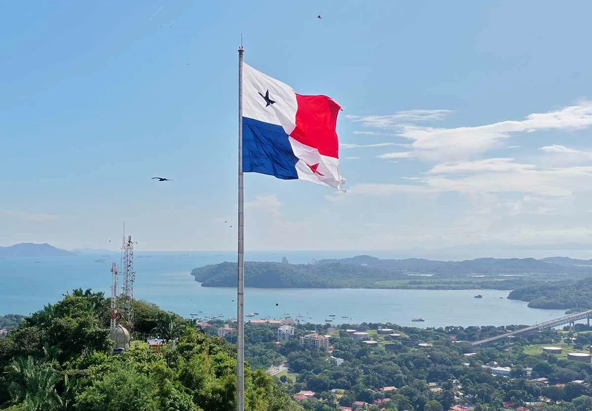 Panama XİN təyinatından iki ay sonra Rusiyadakı səfirini geri çağırıb