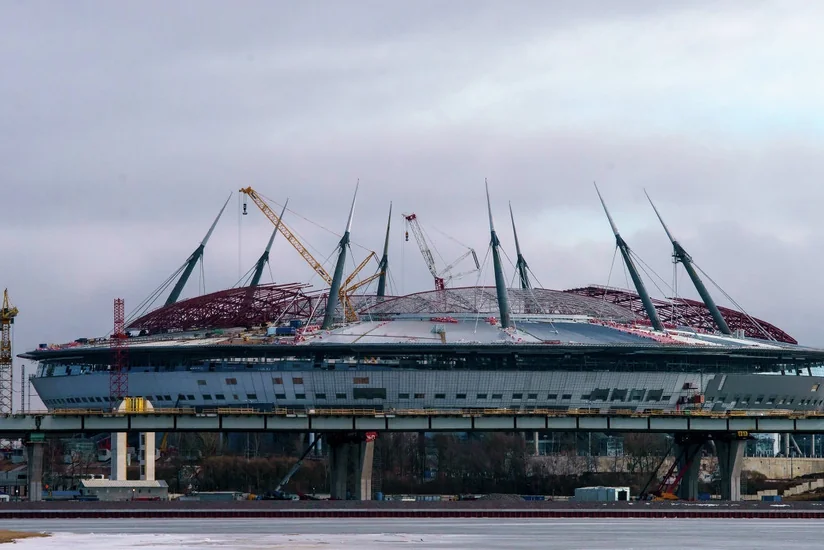 Rusiyada stadion tikintisi zamanı daha bir insident baş verib