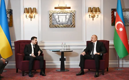 İlham Əliyev Brüsseldə Ukrayna Prezidenti ilə görüşüb