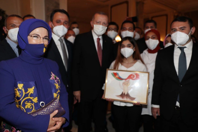 “Qarabağ Zəfəri” rəsm müsabiqəsinin qalibləri Ərdoğanla görüşüblər