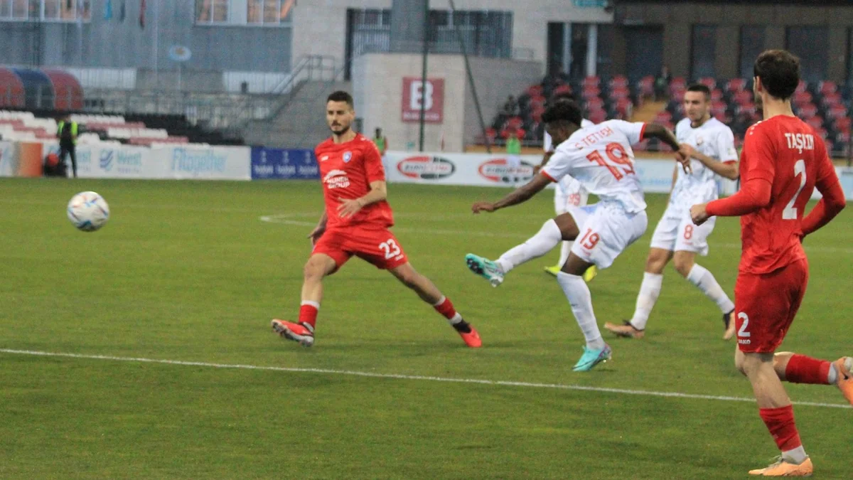 “Qəbələ”nin futbolçusu 4 oyunluq cəzalandırılıb