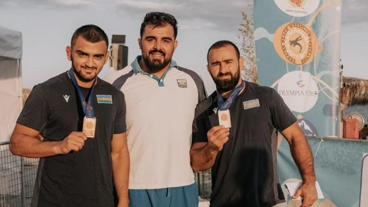 Azərbaycanın çimərlik güləşçiləri Yunanıstanda iki medal qazanıblar