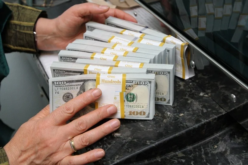 Azərbaycanda problemli kreditlərin məbləği 9 aylıq fasilədən sonra 1,7 mlrd. manatdan aşağı düşüb