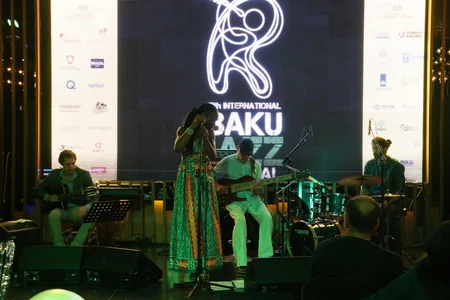 XVII Beynəlxalq Caz Festivalının ikinci günü baş tutub