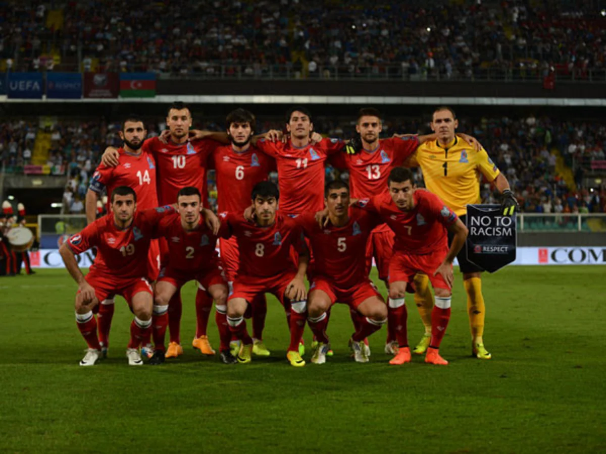 Futbol üzrə Azərbaycan milli komandasının heyəti açıqlanıb