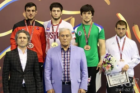 ​Azərbaycan güləşçiləri Avropa çempionatını 4 medalla başa vurub