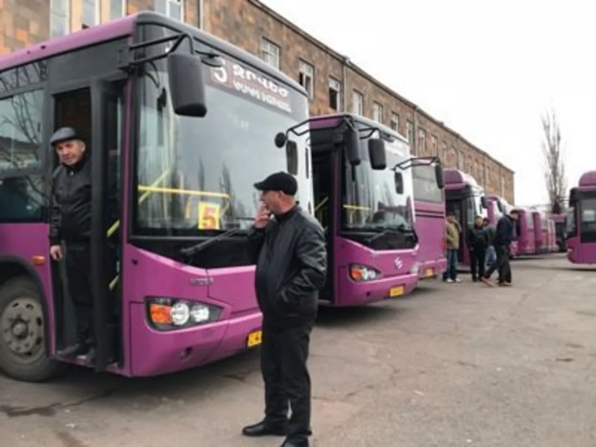 Yerevanda avtobus sürücüləri tətil elan edib