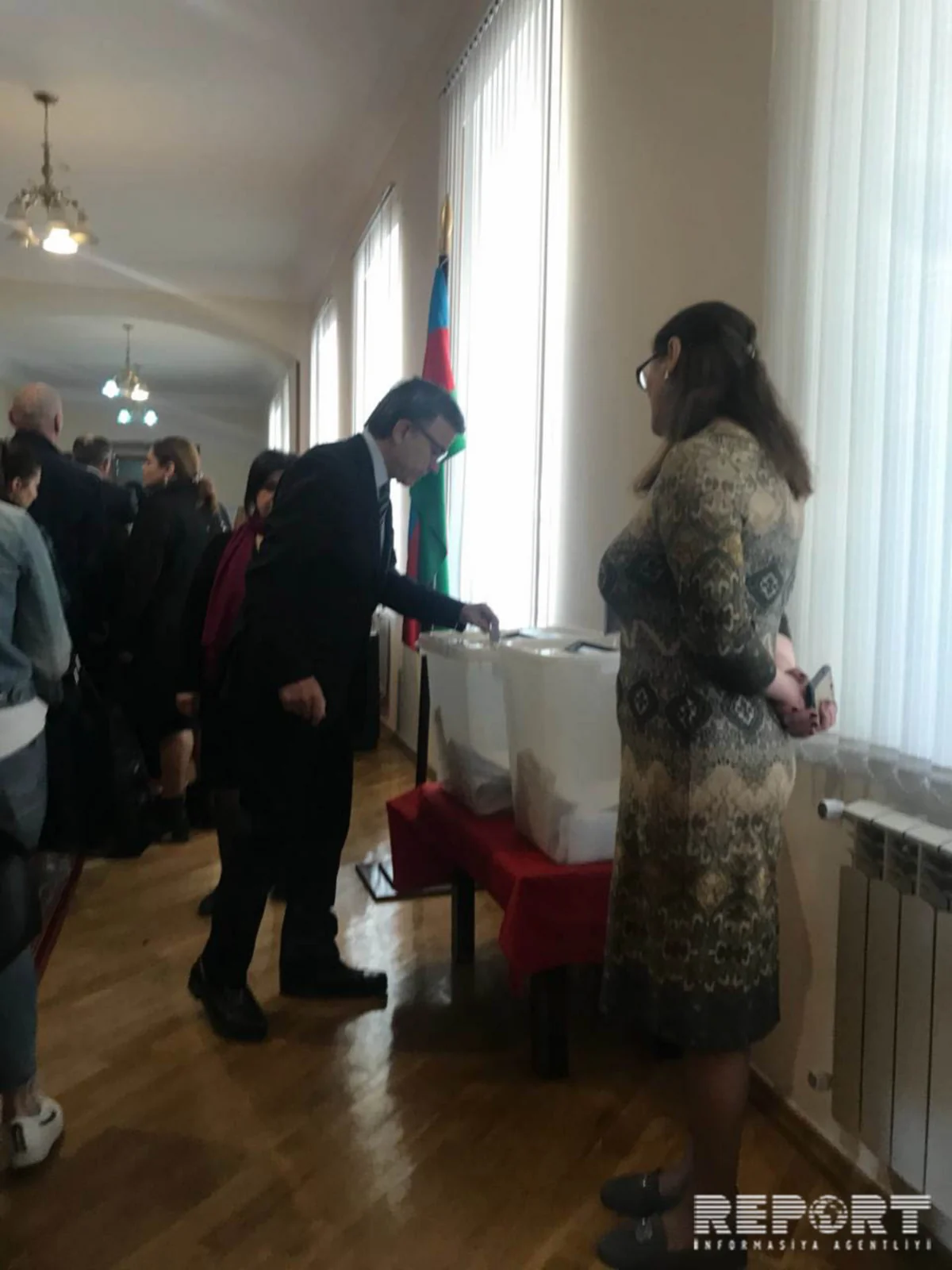 Nazir Hüseyn Bağırov prezident seçkiləri ilə əlaqədar səsvermədə iştirak edib