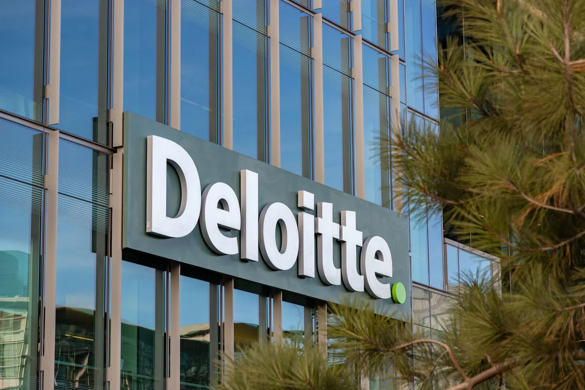 Отделение Deloitte в США решило отменить программы в области многообразия