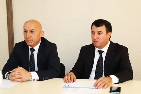 Zaur Mikayılov Xızıda vətəndaşları qəbul edib