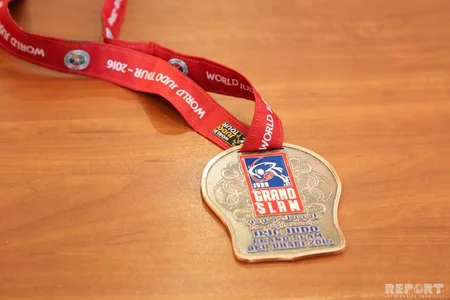 Böyük Dəbilqə turnirində bir dəst medal qazanan Azərbaycan cüdoçuları ilə görüş keçirilib - FOTO