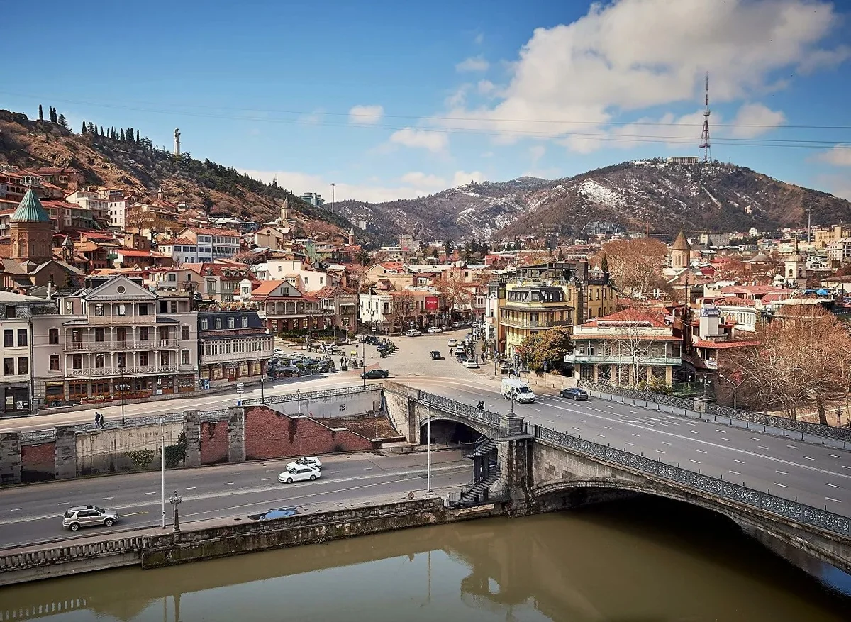 Gürcüstanda karantin müddəti 8 günə endirilə bilər