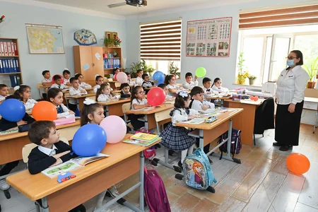 Təhsil Nazirliyi 45 minə yaxın şagirdə pulsuz məktəbli ləvazimatı verib