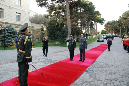 Azərbaycan və Özbəkistan müdafiə nazirlikləri arasında ikitərəfli əməkdaşlıq planı imzalanıb