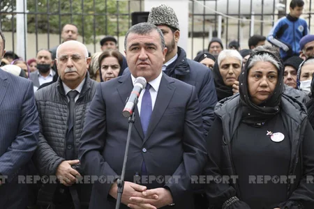 Vətən müharibəsi şəhidlərinin xatirə lövhəsi açılıb