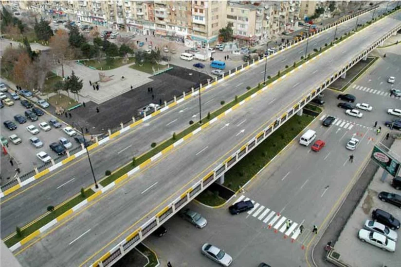 Bakının iki böyük prospektinin kəsişməsində hərəkət məhdudlaşdırılır