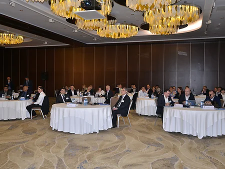 UEFA seminarına qatılan 14 ölkənin nümayəndələri Bakı Olimpiya Stadionunda olub