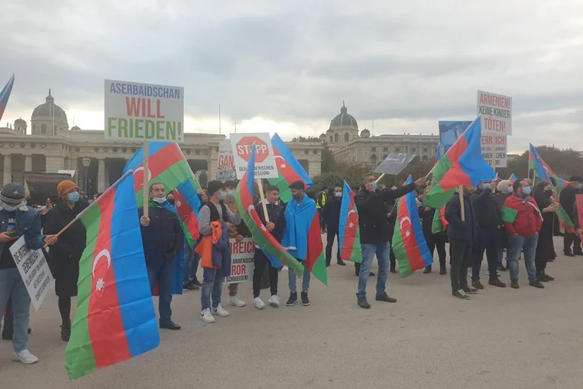 Азербайджанцы Австрии провели акцию